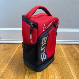 Nike Elite Fuel Lunch Bag Red and Black